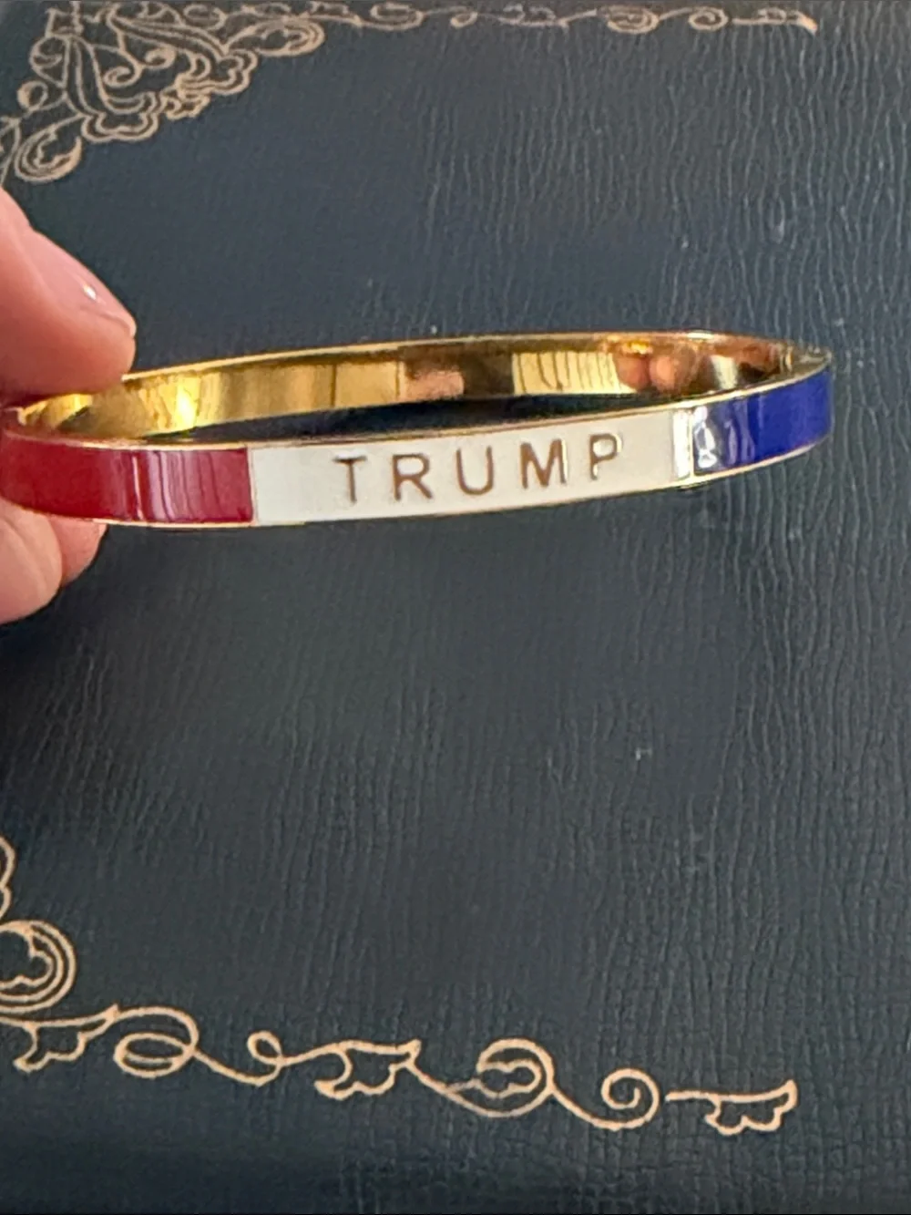 N/A nwot trump